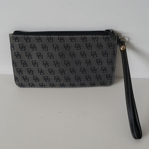 Dooney and Bourke Wristlet